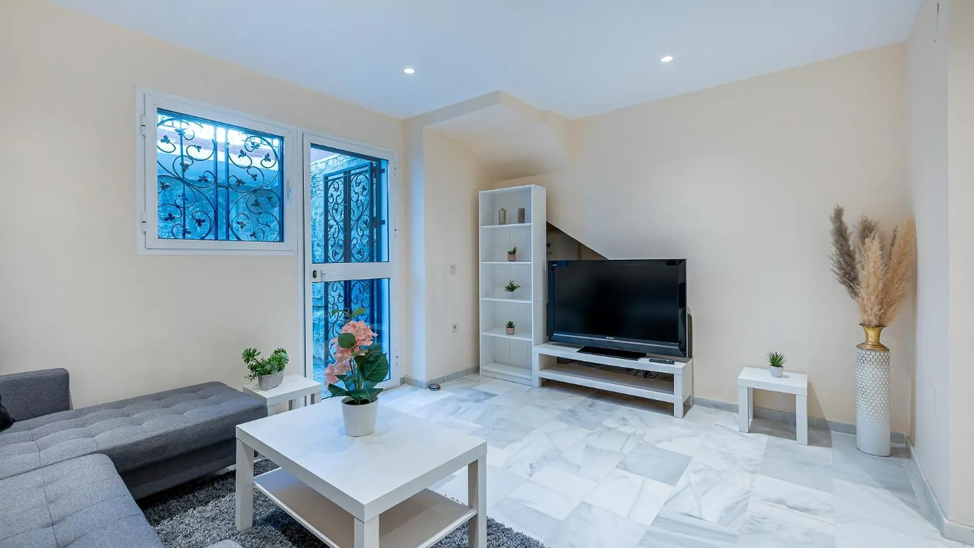 Chalet In Torrequebrada Residencial Golf Urbanization Villa Benalmadena Holiday home