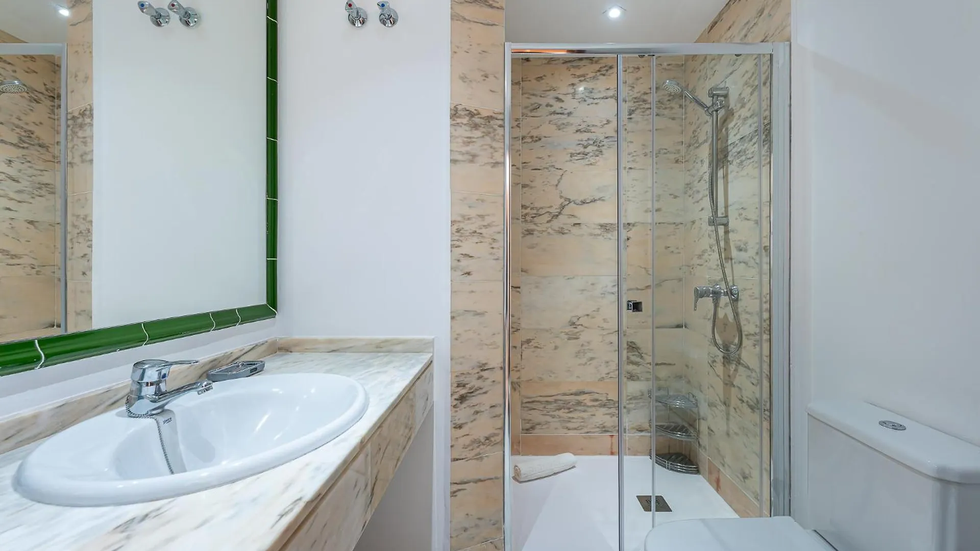 Chalet In Torrequebrada Residencial Golf Urbanization Villa Benalmadena Holiday home