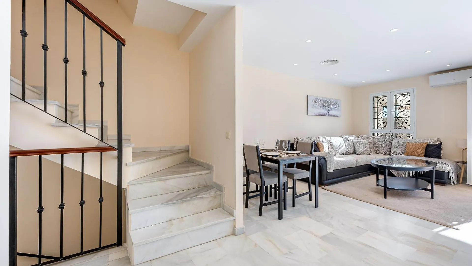 Holiday home Chalet In Torrequebrada Residencial Golf Urbanization Villa Benalmadena
