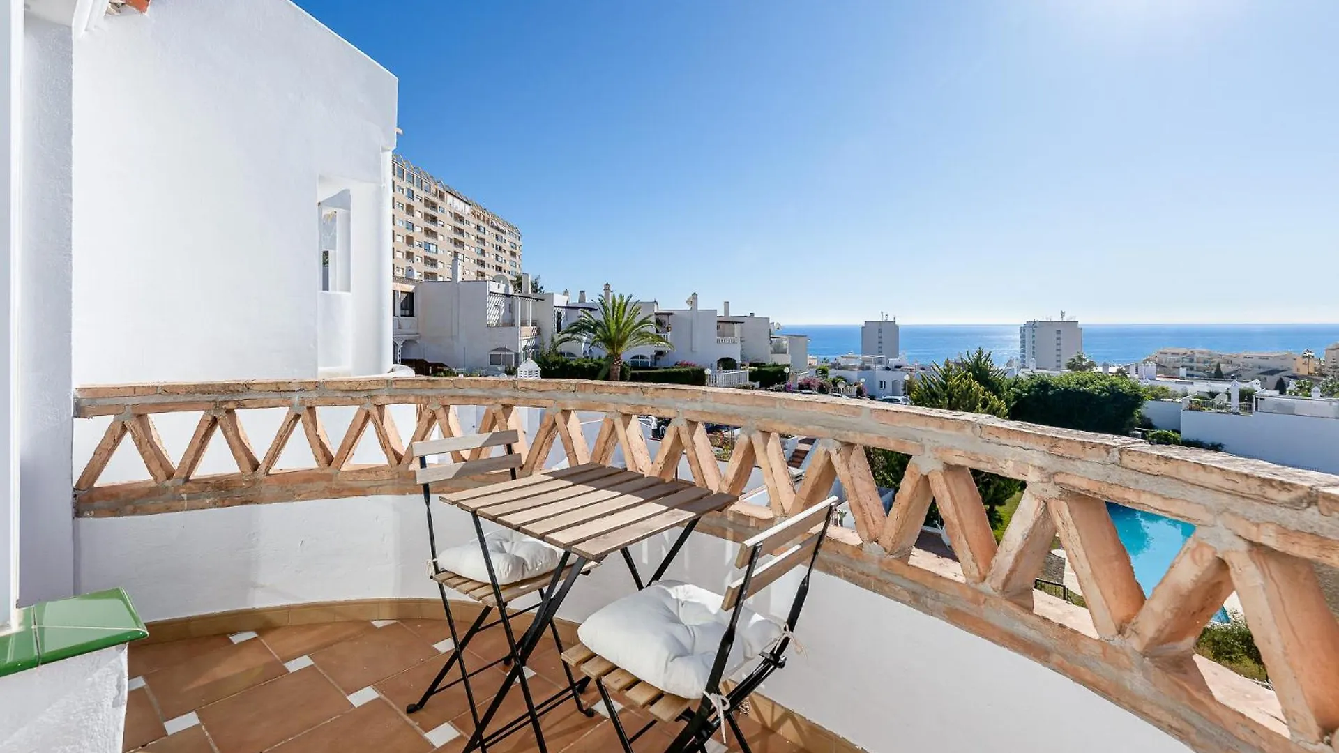 Chalet In Torrequebrada Residencial Golf Urbanization Villa Benalmadena