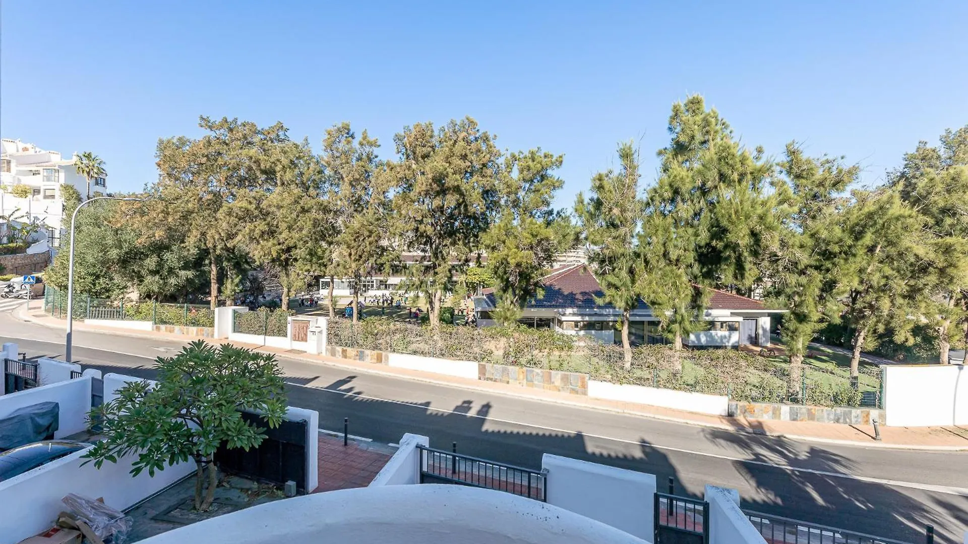 Chalet In Torrequebrada Residencial Golf Urbanization Villa Benalmadena Holiday home
